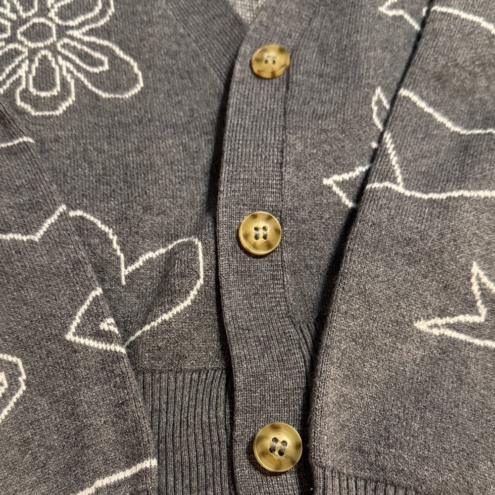 SO Charcoal Cardigan with Ivory Designs - Picture 4 of 8